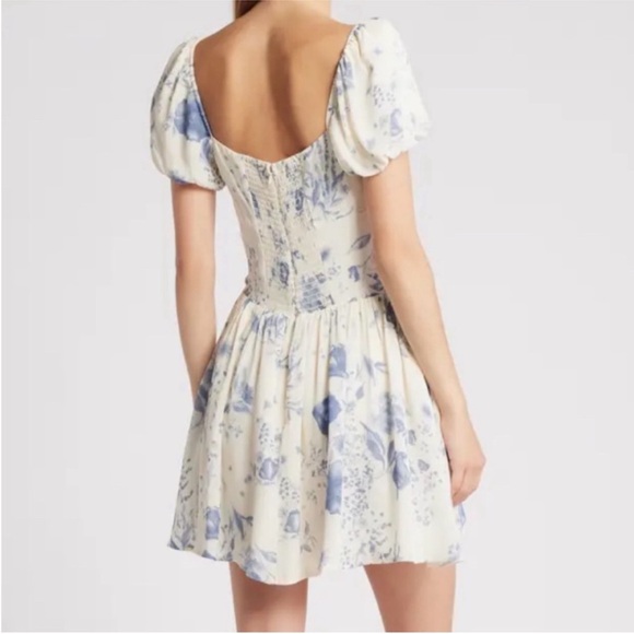 Reformation Devonne Dress in Refresh Blue and White Floral Size 0 NWT - Picture 2 of 6